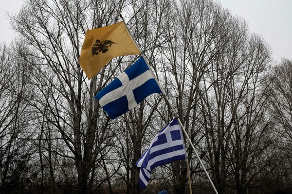 25 φωτογραφίες απ' τη διαμαρτυρία κατοίκων για το hotspot στα Διαβατά της Θεσσαλονίκης