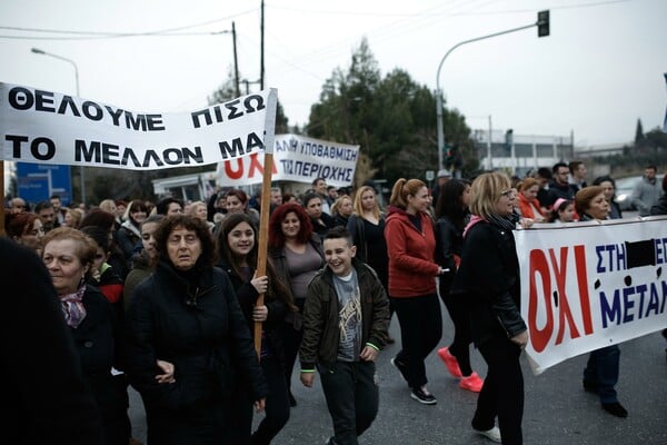 25 φωτογραφίες απ' τη διαμαρτυρία κατοίκων για το hotspot στα Διαβατά της Θεσσαλονίκης