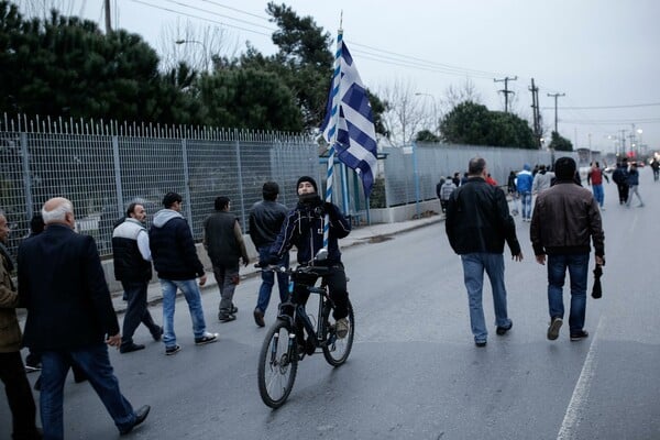 25 φωτογραφίες απ' τη διαμαρτυρία κατοίκων για το hotspot στα Διαβατά της Θεσσαλονίκης