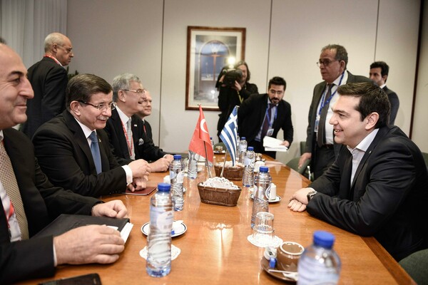 Oι φωτογραφίες του Τσίπρα στις Βρυξέλλες πριν την κρίσιμη Σύνοδο