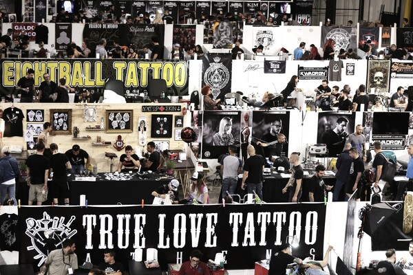 45 φωτογραφίες από το 10ο Tattoo Convention στην Αθήνα