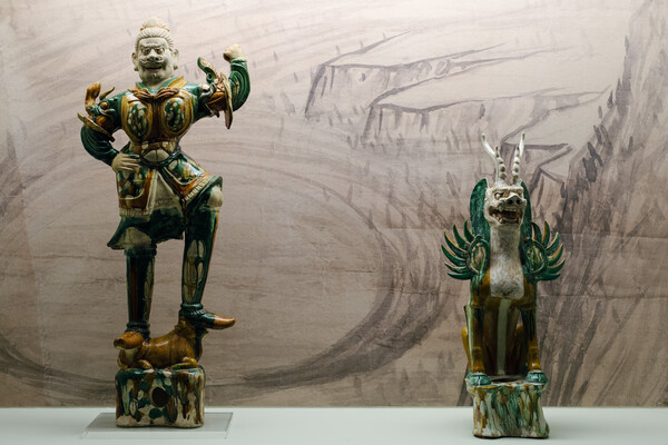 H σπάνια συλλογή από Κινέζικες πορσελάνες του Μουσείου Μπενάκη στο LIFO.gr
