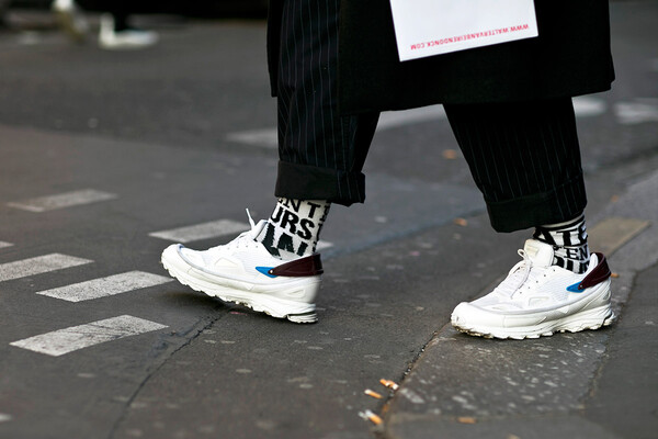 Sneakers über alles - Tα καλύτερα από το Fashion Week στο Παρίσι
