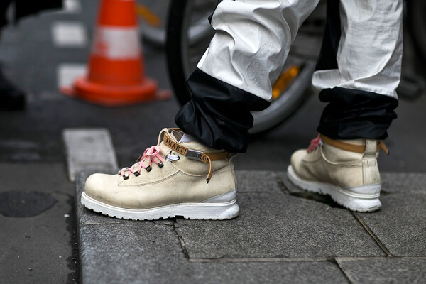 Sneakers über alles - Tα καλύτερα από το Fashion Week στο Παρίσι