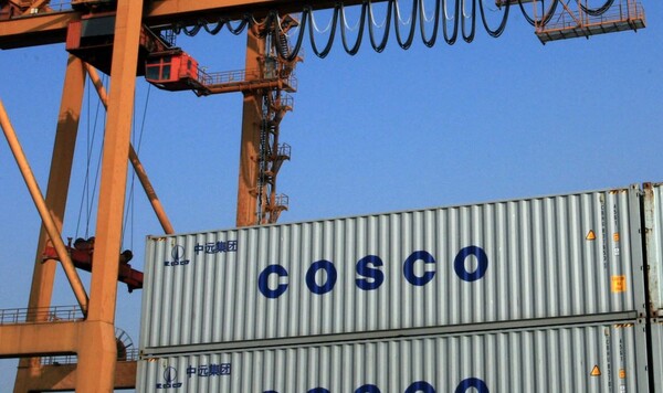Ο αντιπεριφερειάρχης Πειραιά καταγγέλει το ΤΑΙΠΕΔ για την πώληση του ΟΛΠ στην Cosco