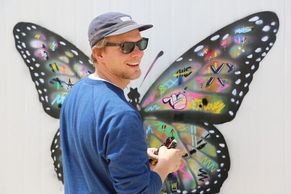 Martin Whatson: "Η τέχνη είναι ένα αντικείμενο πολυτελείας. Δεν θα σου δώσει να φας"