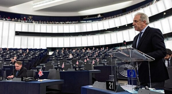 "Μήλον της έριδος" μεταξύ Ελλάδας και Ιταλίας η ελλιπής φύλαξη των συνόρων της ΕΕ