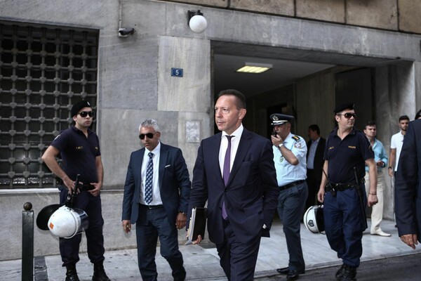 Τα "κόκκινα δάνεια" στο επίκεντρο της συνάντησης του Στουρνάρα με εκπροσώπους της Ένωσης Ελληνικών Τραπεζών