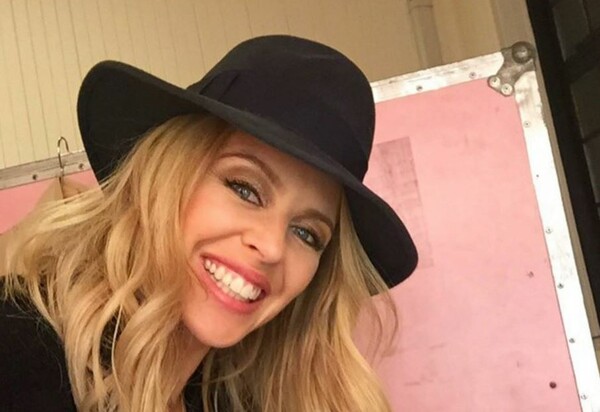 H Kylie Minogue γιόρτασε τα 10 χρόνια χωρίς καρκίνο με ένα συγκινητικό ποστ στο Instagram