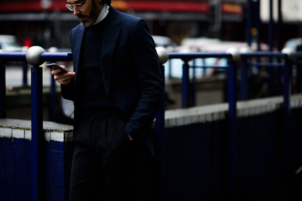 Street style στο χειμωνιάτικο Λονδίνο - Αγόρια και άντρες δίνουν μαθήματα στιλ και εντυπωσιασμού