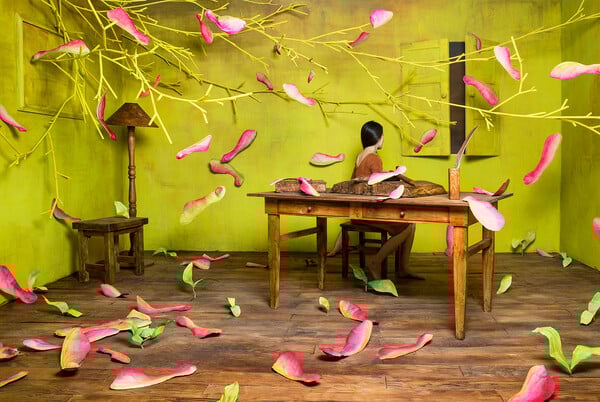Η JeeYoung Lee δημιουργεί υπερβατικά, ονειρικά τοπία