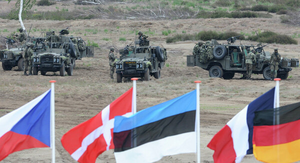 Στρατό στις ανατολικές χώρες θέλει να αναπτύξει το ΝΑΤΟ