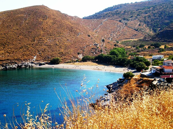 Οι 17 ωραιότερες παραλίες της Ελλάδας, στην καρδιά του χειμώνα