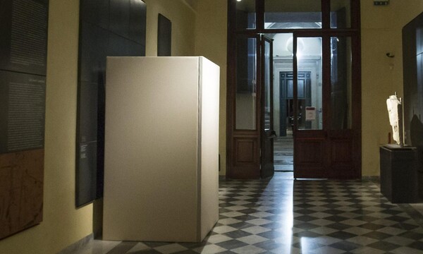 Κάλυψαν γυμνά αγάλματα σε μουσείο της Ιταλίας για να το επισκεφθεί ο Προέδρος του Ιράν