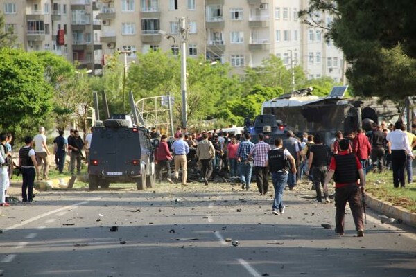 Νέα βομβιστική επίθεση κατά αστυνομικών στην Τουρκία (upd)