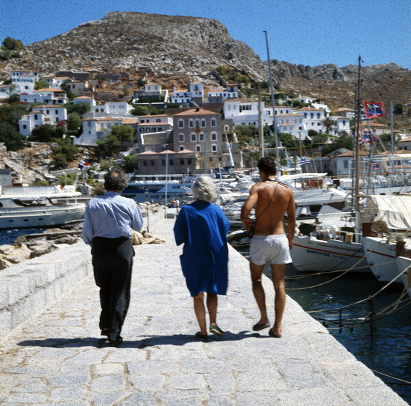 Ο Γιάννης Κουνέλλης στα 80 του. Φωτογραφίες του Σπύρου Στάβερη