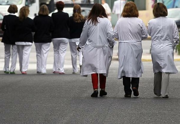 Συνελήφθησαν παράνομες αποκλειστικές νοσοκόμες στην Κρήτη
