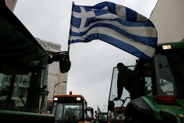 Κλειστοί δρόμοι και σήμερα από τους αγρότες