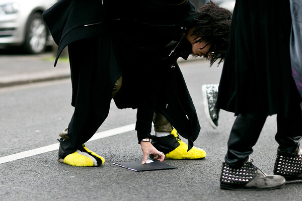 Sneakers über alles - Tα καλύτερα από το Fashion Week στο Παρίσι