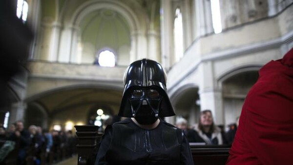 Βερολίνο: Εκκλησία έκανε λειτουργία «Star Wars» για να προσελκύσει νέους