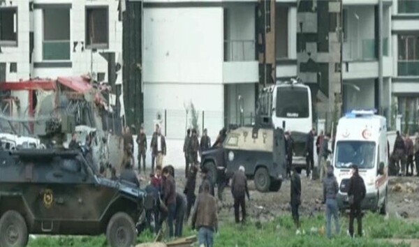 Αυξάνονται οι νεκροί από την έκρηξη κοντά σε σταθμό λεωφορείων στην Τουρκία