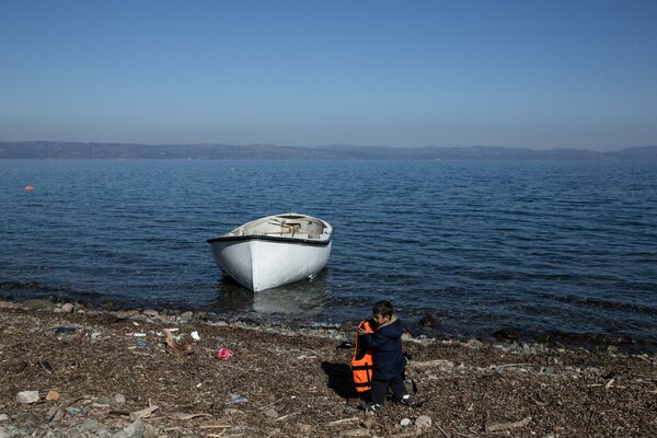 Ακόμη μία τραγωδία στο Αιγαίο: Στους 21 οι νεκροί που βρέθηκαν στα τουρκικά παράλια (Προσοχή: σκληρές εικόνες)