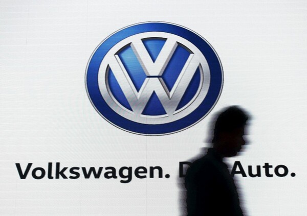 Oργανώσεις καταναλωτών ζητούν από την Volkswagen να αποζημιώσει και τους Ευρωπαίους