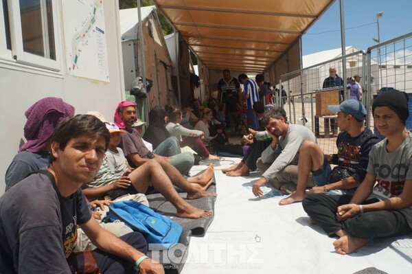 Απεργία πείνας κάνουν πρόσφυγες στη Χίο