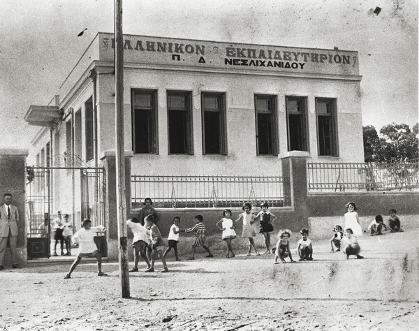 Η στεγαστική αποκατάσταση των προσφύγων