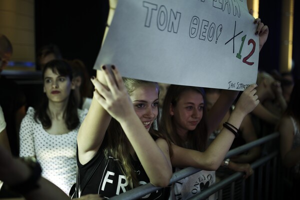 Όλα όσα δεν έδειξαν οι κάμερες από τον ημιτελικό του Χ Factor