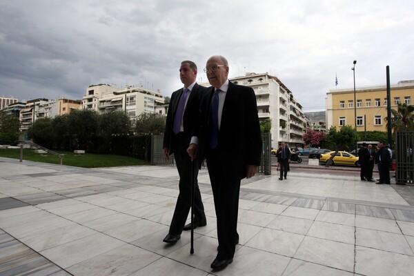 Πέθανε ο Κωστής Στεφανόπουλος