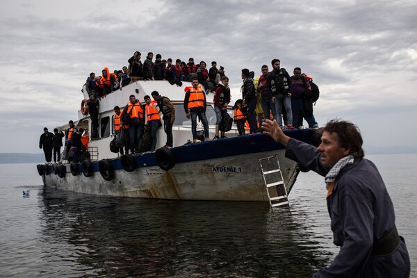 106 πρόσφυγες έφτασαν στα νησιά του Αιγαίου το τελευταίο 24ωρο