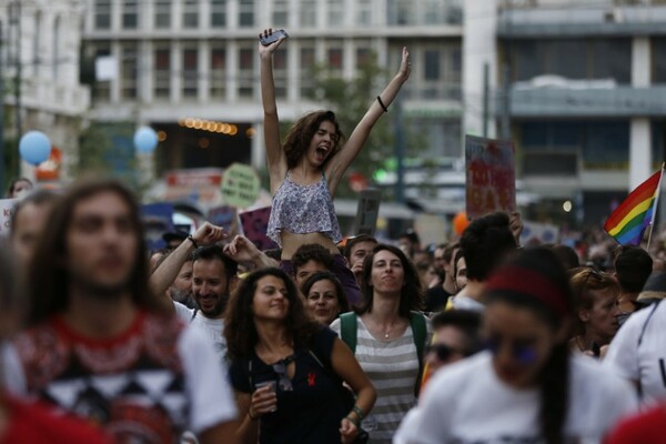 Γιατί δεν κάνουν και οι straight το δικό τους Pride; Να η απαντήση