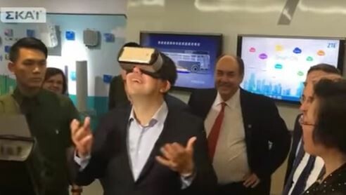 Τι βλέπει ο Τσίπρας; 13 πιθανές απαντήσεις