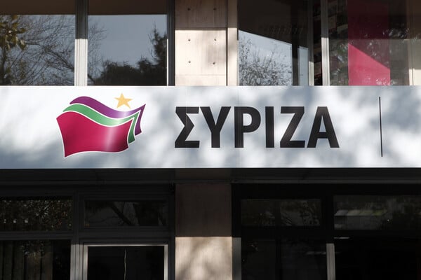 Ο ΣΥΡΙΖΑ επιτίθεται σε δημοσιογράφους που μιλάνε για τις χιλιάδες απολύσεις συναδέλφων