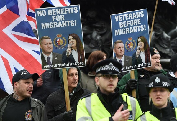 Η Βρετανία μπορεί πλέον να περιορίσει τη χορήγηση κοινωνικών επιδομάτων σε ευρωπαίους μετανάστες