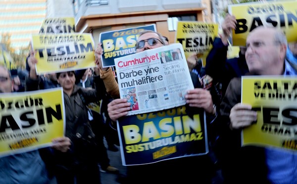 Γερμανικός Τύπος: Η Τουρκία εξελίσσεται σε δικτατορία
