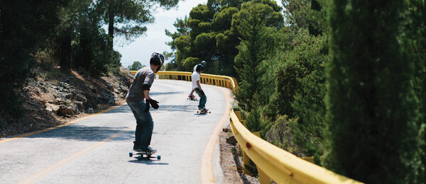 Freebord: Στροφές 360° πάνω σε έξι ρόδες