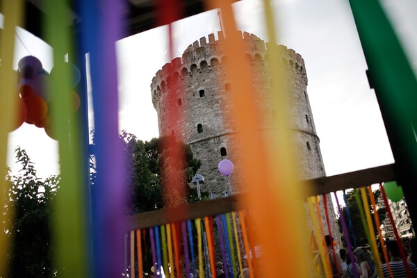 40 φωτογραφίες απ' το πολύχρωμο Pride της Θεσσαλονίκης