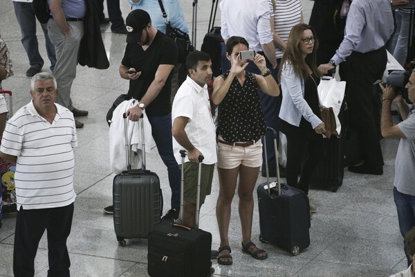 Το «Ελ.Βενιζέλος» συνεχίζει να σπάει ρεκόρ επιβατικής κίνησης