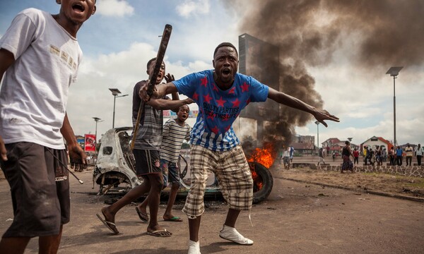 Ξέσπασμα βίας στο Κονγκό: 17 νεκροί σε συγκρούσεις μεταξύ αστυνομικών και διαδηλωτών στην Κινσάσα