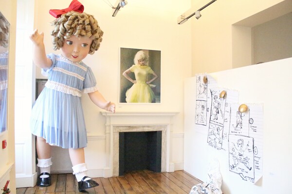 Στον περίεργο, μαγικό κόσμο του Tim Walker