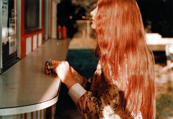 William Eggleston: Ο φωτογράφος που αγάπησε το χρώμα όσο ελάχιστοι άλλοι