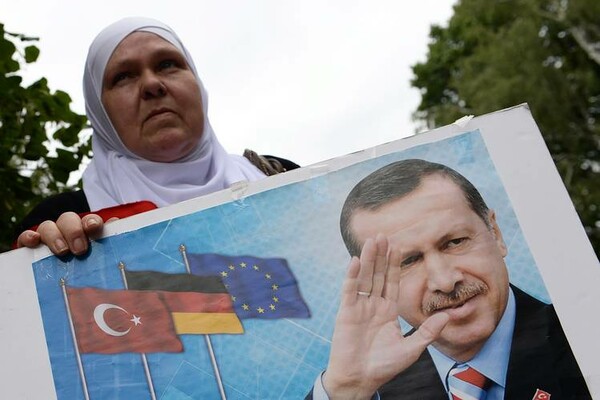Νέα διαδήλωση στην Τουρκία σήμερα υπέρ του Ερντογάν