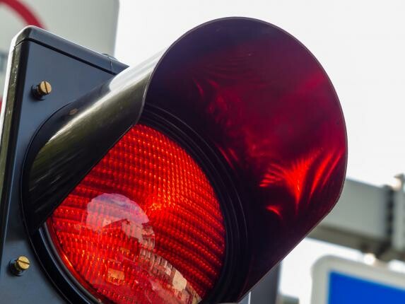 ΗΠΑ: Πεντάχρονος κάλεσε την αστυνομία όταν ο πατέρας του παραβίασε το κόκκινο φανάρι