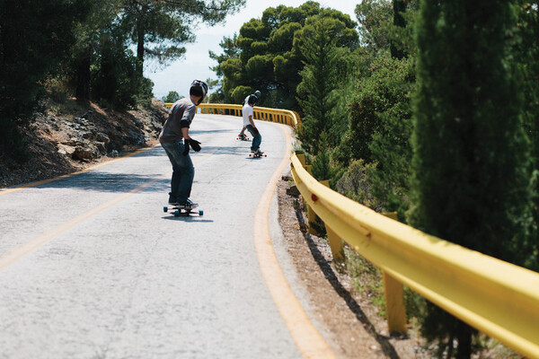 Freebord: Στροφές 360° πάνω σε έξι ρόδες