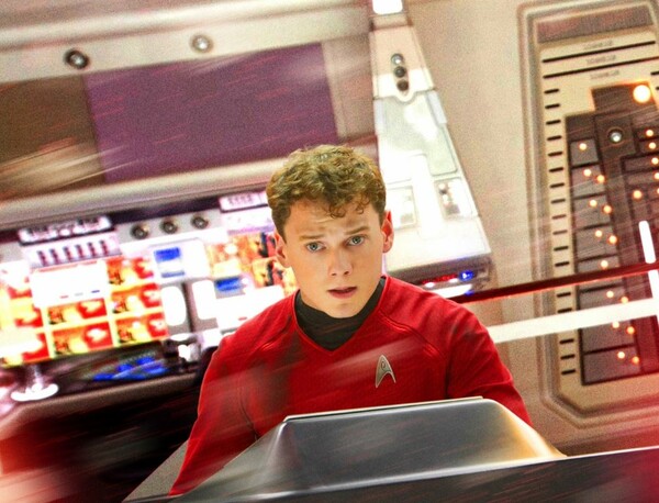 Ο ηθοποιός του Star Trek, Anton Yelchin, βρήκε τραγικό θάνατο σε περίεργο δυστύχημα