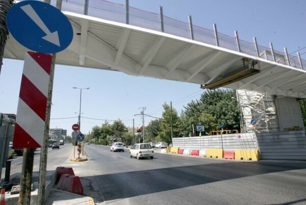 Έξι νέες πεζογέφυρες θα κατασκευαστούν στην Αθήνα