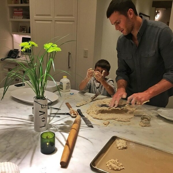 Το Thanksgiving των διασήμων: H Μαράια Κάρεϊ, η Γκουίνεθ Πάλτροου, η Μπέλα Χαντίντ και τα σελέμπριτι που γιόρτασαν