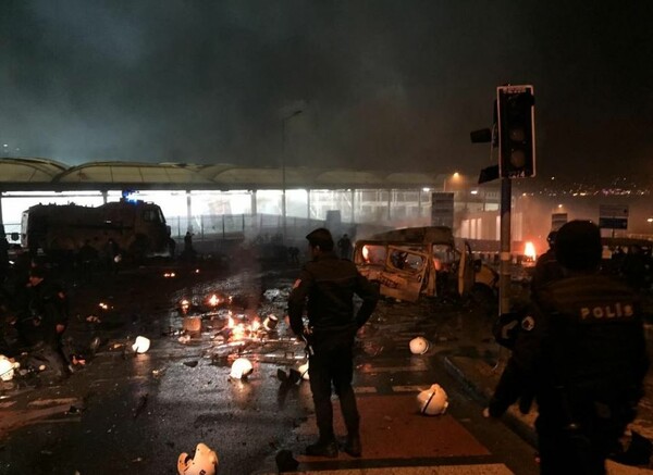 Τουλάχιστον 13 νεκροί από βομβιστική επίθεση στην Κωνσταντινούπολη - ΒΙΝΤΕΟ
